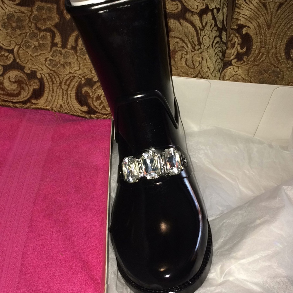 Michael kors rain booties